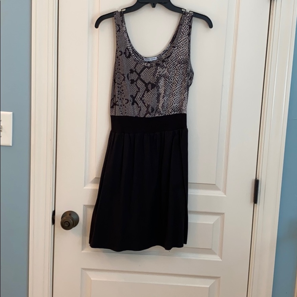 Women’s dress - black white and grey